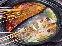 -灌县老妈砂锅串串香(万科红生活广场店)