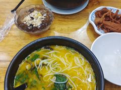 -桥香园过桥米线(国贸店)