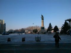 -人民防洪胜利纪念塔