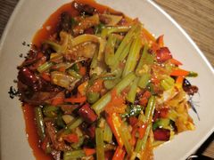 -肖四女乐山跷脚牛肉(世博源店)
