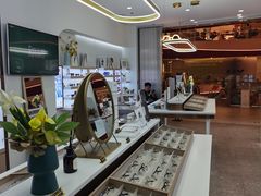 -无界眼镜MaxLess(南翔印象城店)