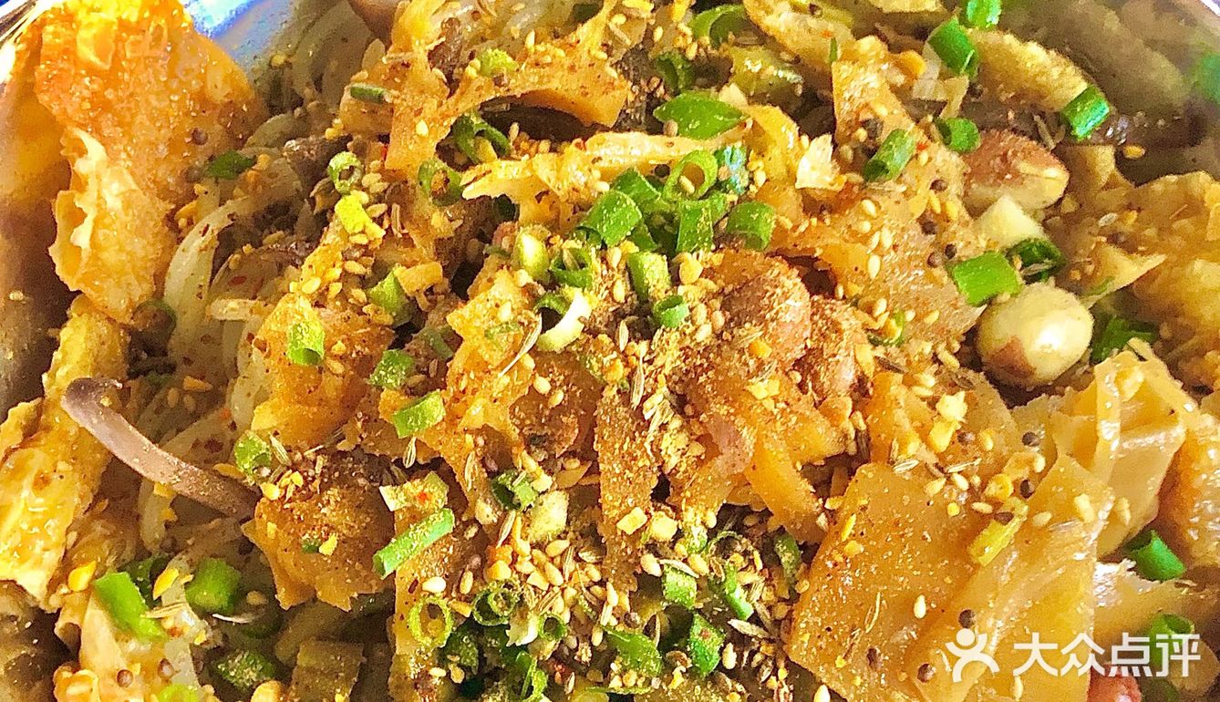 广州永泰这家炸蛋螺蛳粉‼️一整碗的料[流泪]