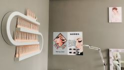 -美妆吧私人订制·化妆美甲美睫半永久