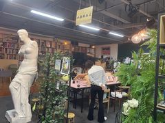 -八哥美术·成人美术画室(总校区)