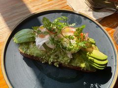 牛油果温泉蛋吐司-O'mills Sourdough Bakery&Bistro(永嘉路店)