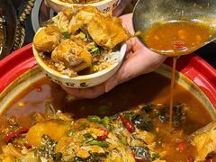 -鱼头泡饭·湖北菜·非物质文化遗产(岳家嘴总店)