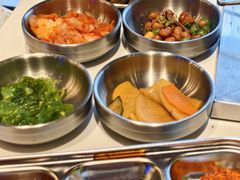 -山野的朋友露营炭火烤肉