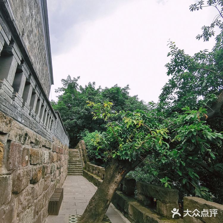 宜宾一日游 | 冠英古街，藏在市井巷陌中的宜宾记忆