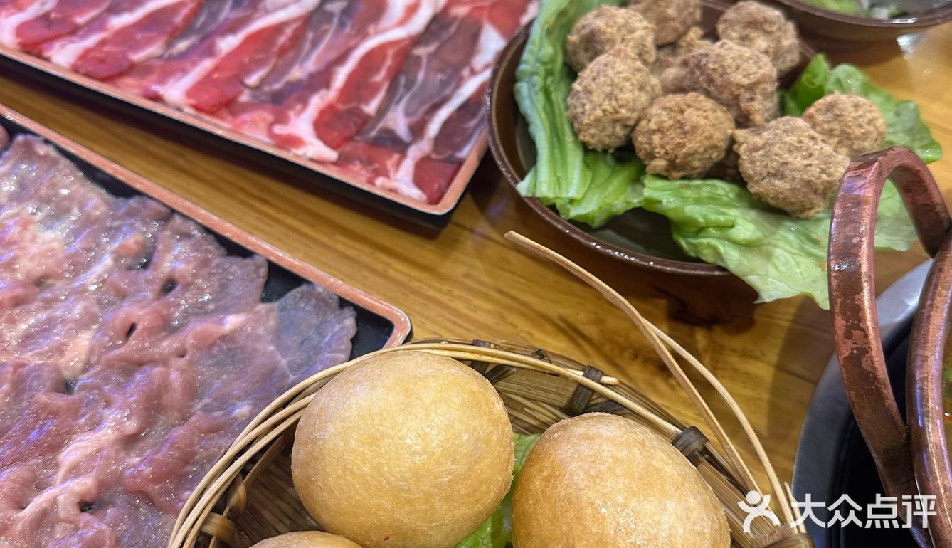 冷冷的天就要吃火锅