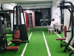 -征成健身连锁私教工作室(九公里店)
