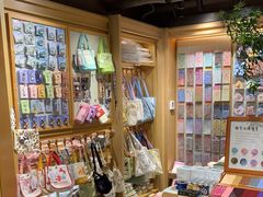 -猫的天空之城概念书店(苏州诚品店)