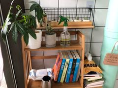 -蜜蜂小象·榴莲千层蛋糕(时代汇11栋店)