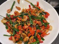 -鱼鲜饭香·招牌汽锅剁椒鱼头王