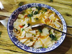 -撒拉人家.酸菜牦牛肉火锅