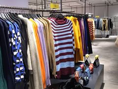 -URBAN REVIVO(荟聚中心店)