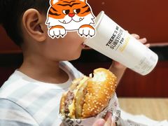 -The Habit Burger Grill 哈比特汉堡(爱琴海店)