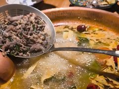 -洱火云南酸菜牛肉火锅(石景山当代商城店)