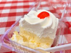 -红宝石·鲜奶小方·海派西点房(南丹店)