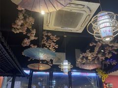 -老街烧烤大排档·地道湖北菜·龙虾馆(汉口火车站店)