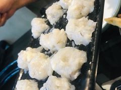 手打鲜虾滑-东椰·海南椰子鸡火锅(朝阳门店)