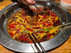 -城墙拐拐火锅(三峡广场黑金冠店)