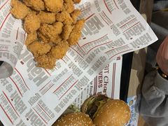 -The Habit Burger Grill 哈比特汉堡(爱琴海店)