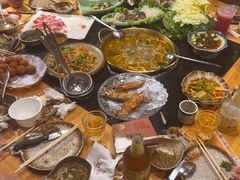 -顶顶汤火牛排火锅·经典铜锅涮肉