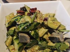 -八府香鸭·啫啫煲(华山路店)