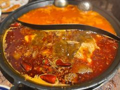 -旧街市鲜货老火锅(大光路店)