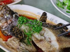 -四川小胡子海鲜(丁村万人海鲜广场店)