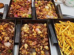 -老东镇啤酒屋海鲜加工·蒸汽海鲜·海鲜烧烤(台东店)