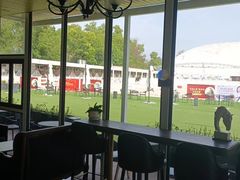 -名驭国际马术学院