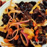 科技园区里的中式烤肉,洋葱鲜牛肉够香嫩~