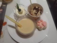 -金马门国际美食百汇(珞喻路店)