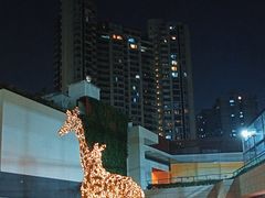 -瑞虹新天地月亮湾