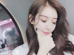 -变画·发型STUDIO