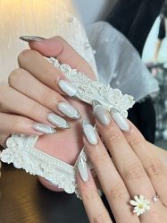 -芊屿芊浔美甲