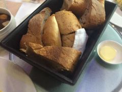 餐前面包-AZUR聚(香格里拉饭店)