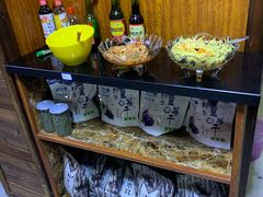 -果松木炭酸菜铜火锅·外婆参鸡汤