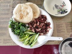 -北京龙庆四季香农家饭庄·灶台鱼·碳烤虹鳟鱼(龙庆峡店)