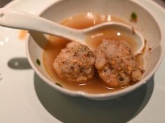 六六虾滑-左庭右院鲜牛肉火锅黑金店(陆家嘴中心店)