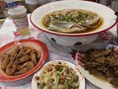 -五马集·海鲜·温州大牌档(黑金冠五马街十字路口店)