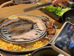 -青瓦炭韩潮烤肉(花园道店)