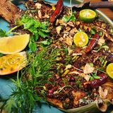 点的一个双人餐,我看基本包含了一些招牌菜