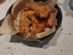-必胜客(WOW中心城店)