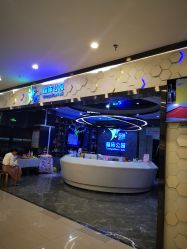 -反弹蹦床公园(南坪万达店)