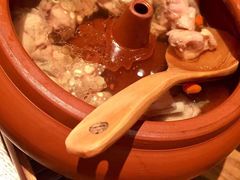 -云海肴·汽锅鸡·云南菜(天山百盛优客店)