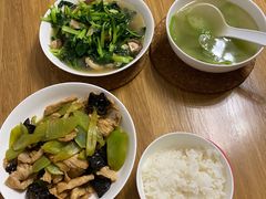 -苏州雏渐肥月嫂