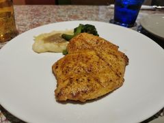 -彼德西餐厅(凯德广场新南店)