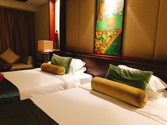 -广悦华阳朔河畔度假酒店(十里画廊遇龙河店)